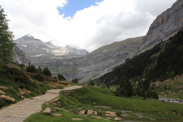 Rutas de montaña para viajar en autocaravana