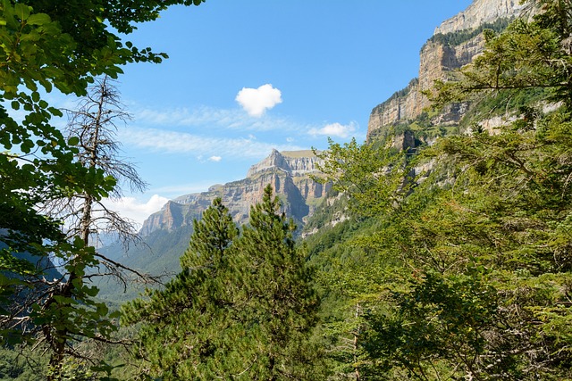 Rutas de montaña para viajar en autocaravana